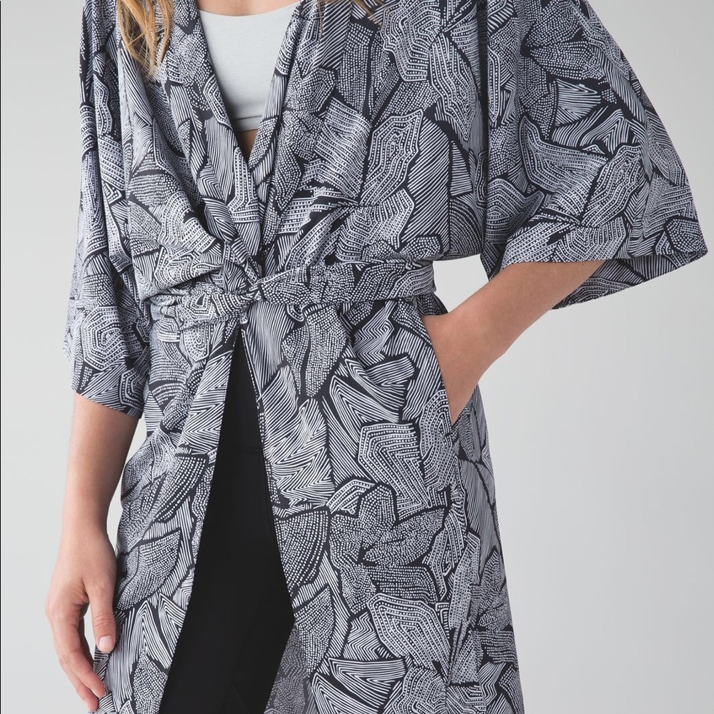 lululemon yoga haven kimono